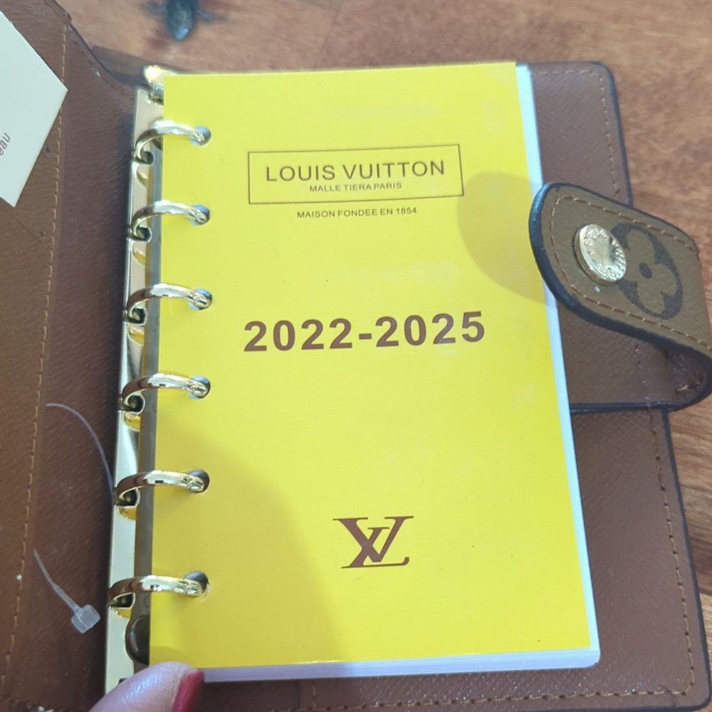 LV monogram agenda wallet in Brown and Dark Brown - Picture 3 of 10